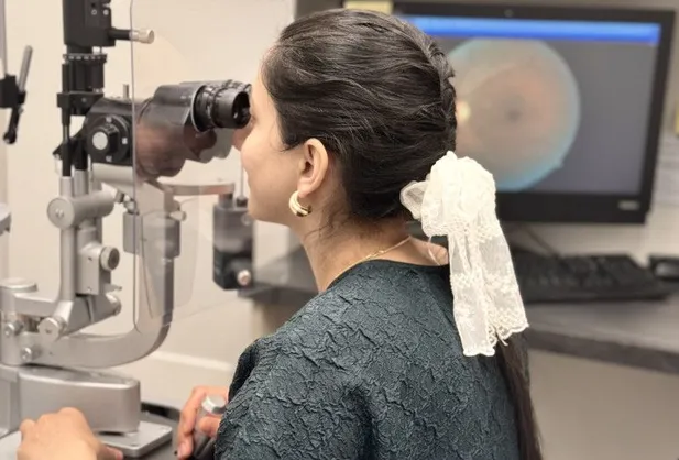 Dr Harpreet Gill thorough eye exam