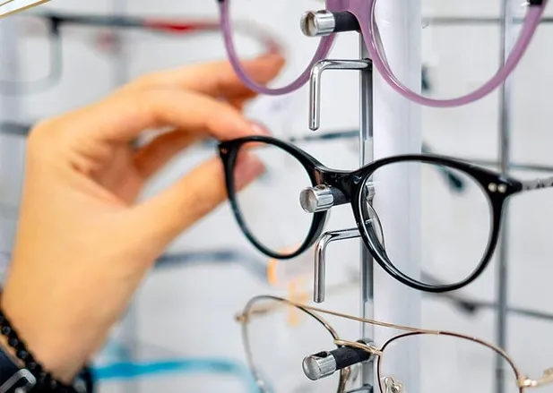 Frames and lenses in Brampton