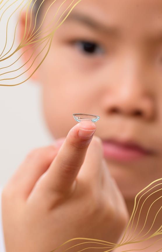 Myopic Contact Lense Fitting